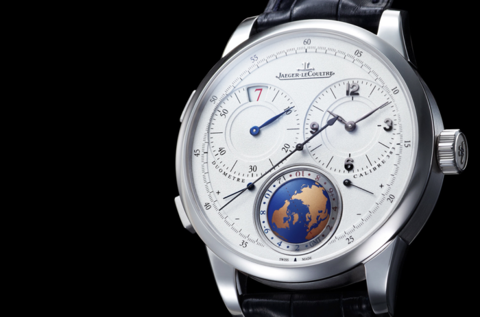 Mặt đồng hồ tinh tế, góc cạnh là điểm nổi bật của đồng hồ Jaeger LeCoultre