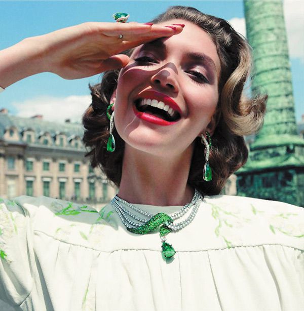 Top 3 đồng hồ Bulova nữ chính hãng đính kim cương 3 Nàng Marilyn Monroe và kim cương