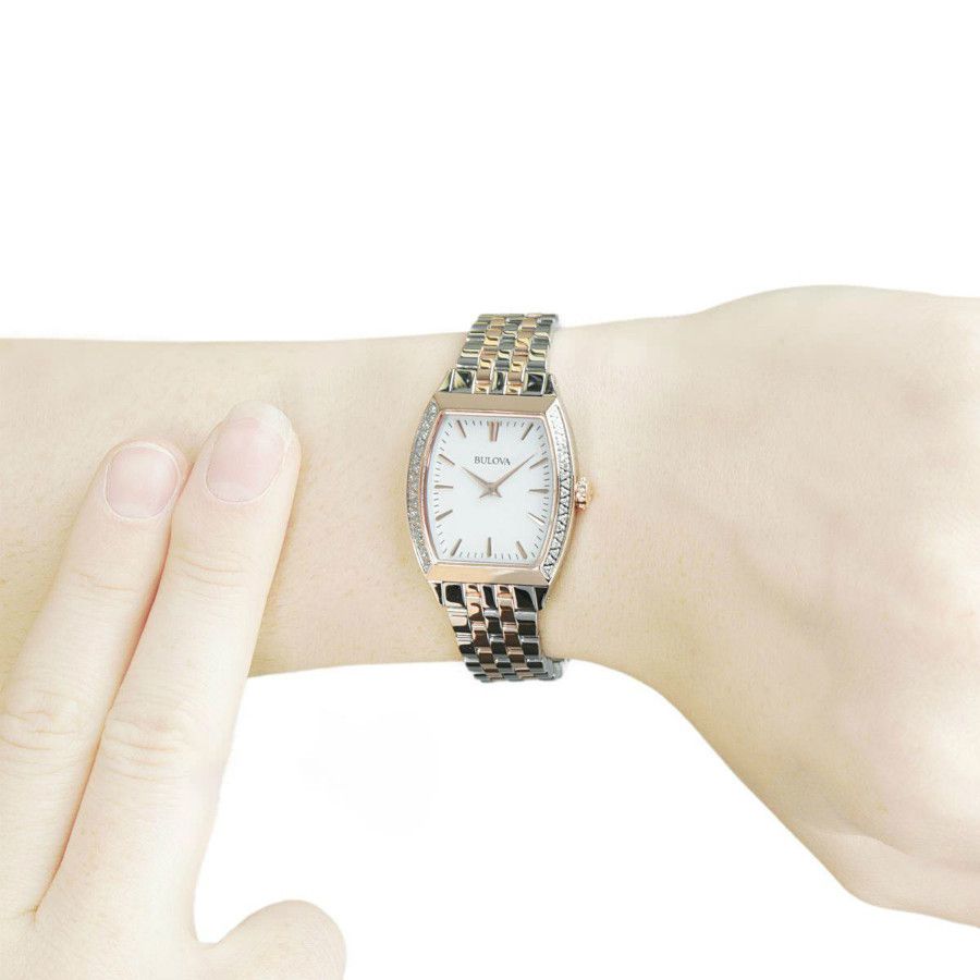 Đồng hồ Bulova đính kim cương