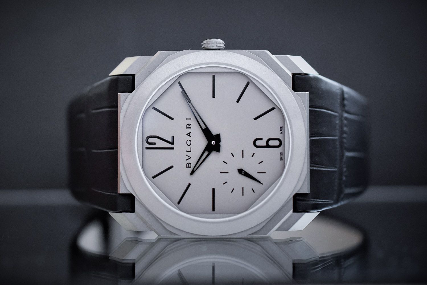 Mẫu ồng hồ Bvlgari Octo Finissimo siêu mỏng