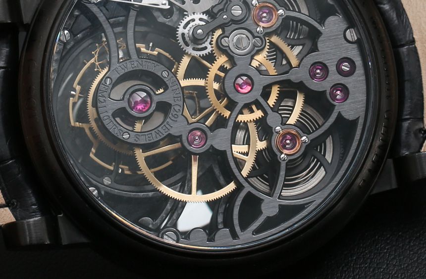 Trên tay các mẫu đồng hồ Franck Muller Authentic Giga Tourbillon 4 đồng hồ Franck Muller Giga Tourbillon với tourbillon cỡ lớn