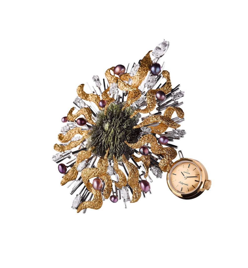 Đồng hồ Omega nữ Moldavita