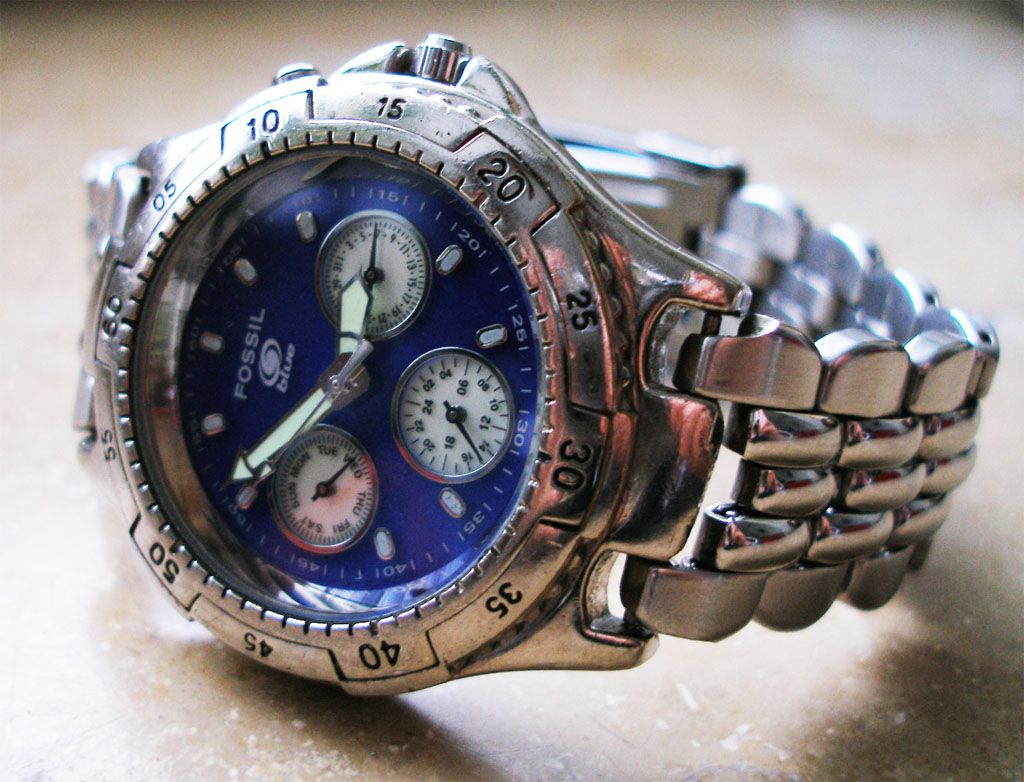 Đồng hồ fossil blue