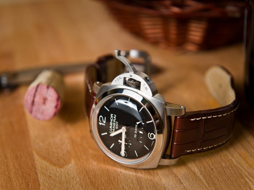 Đồng Hồ Cơ Khí Panerai Luminor 1950