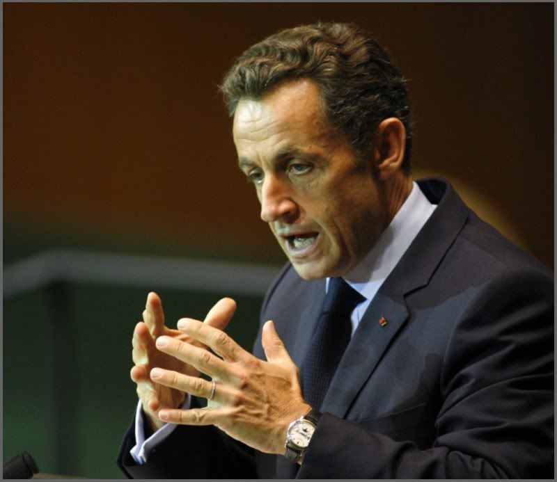 Thủ tướng Pháp Nicolas Sarkozy và chiếc đồng hồ Patek Philippe 55.000 USD 