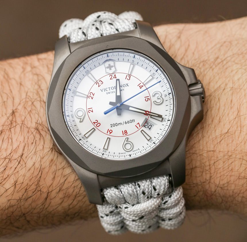 Đồng hồ Victorinox Inox Sky High
