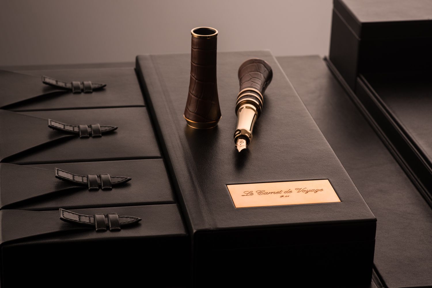 Chiếc bút với cơ chế Tourbillon trị giá hơn 5 tỷ đồng! 1 write time 3