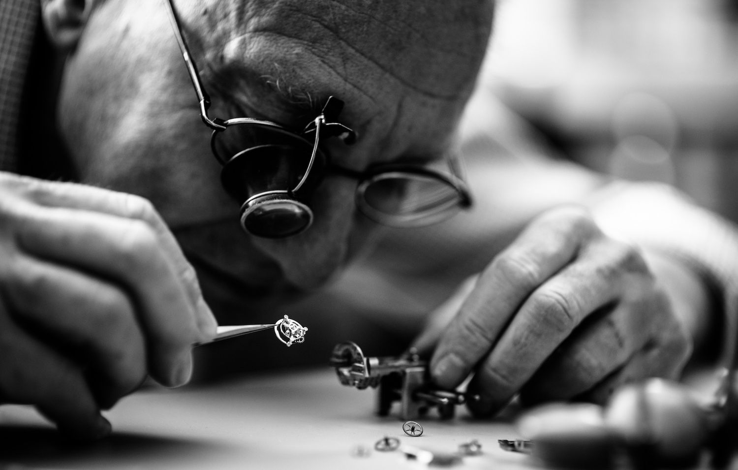 Chiếc bút với cơ chế Tourbillon trị giá hơn 5 tỷ đồng! 2 write time 4