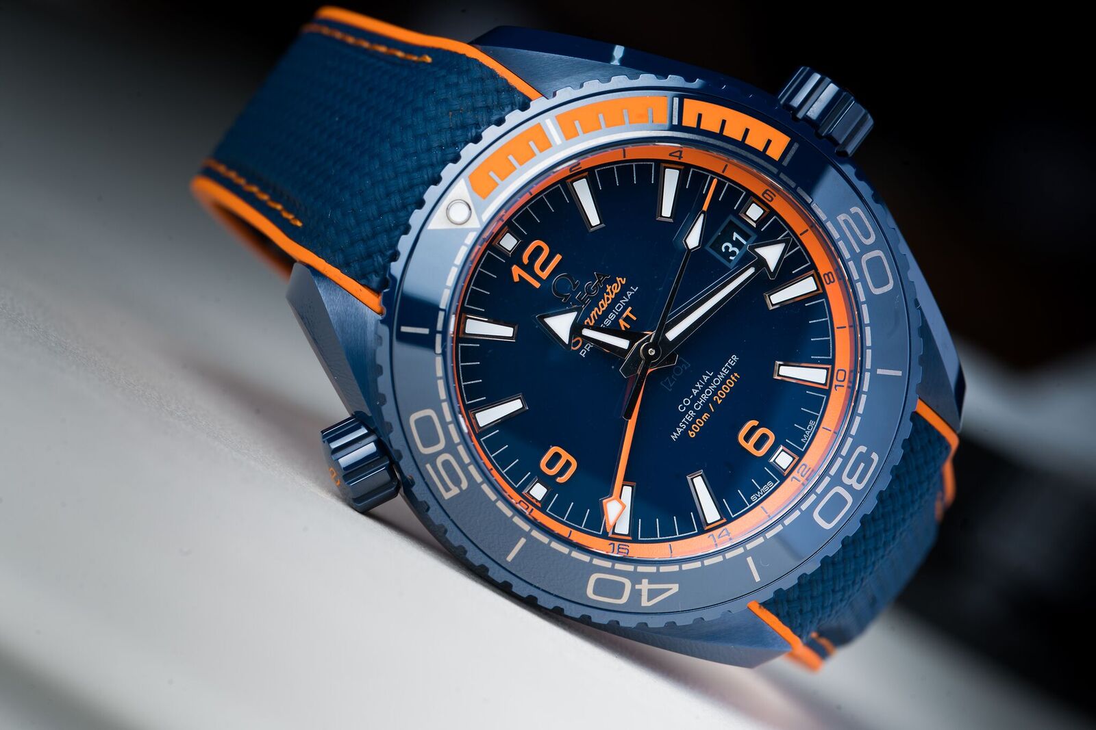 đồng hồ omega seamaster planet ocean deep blue