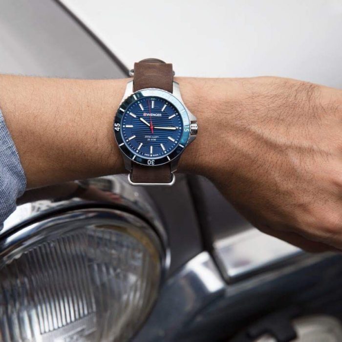 Đồng hồ Wenger được ví như những chiến binh thép trên cổ tay