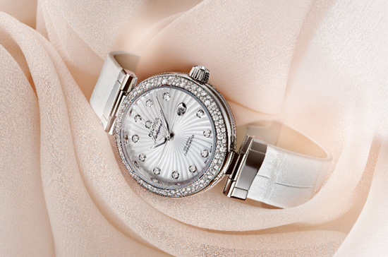 Top 3 đồng hồ Omega nữ dây da chính hãng tại Hà Nội 1 đồng hồ Omega nữ dây da chính hãng giá phải chăng