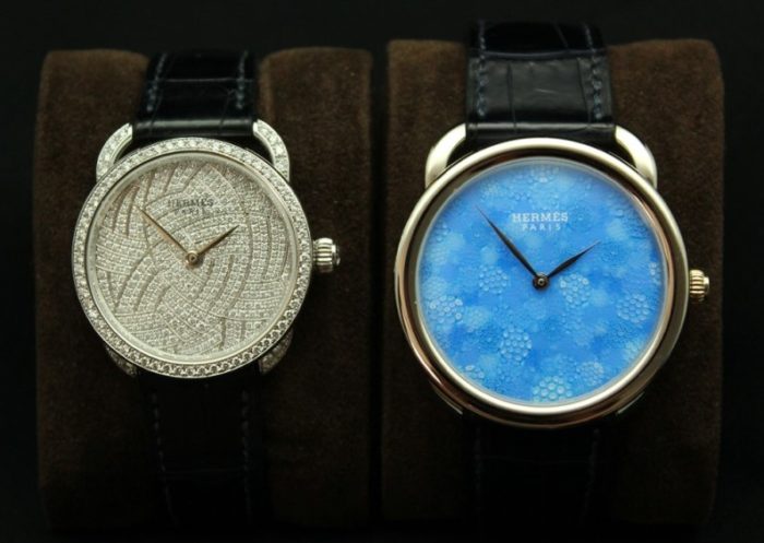 Đôi vợ chồng chia sẻ các bộ đồng hồ dây da đôi Patek Philippe