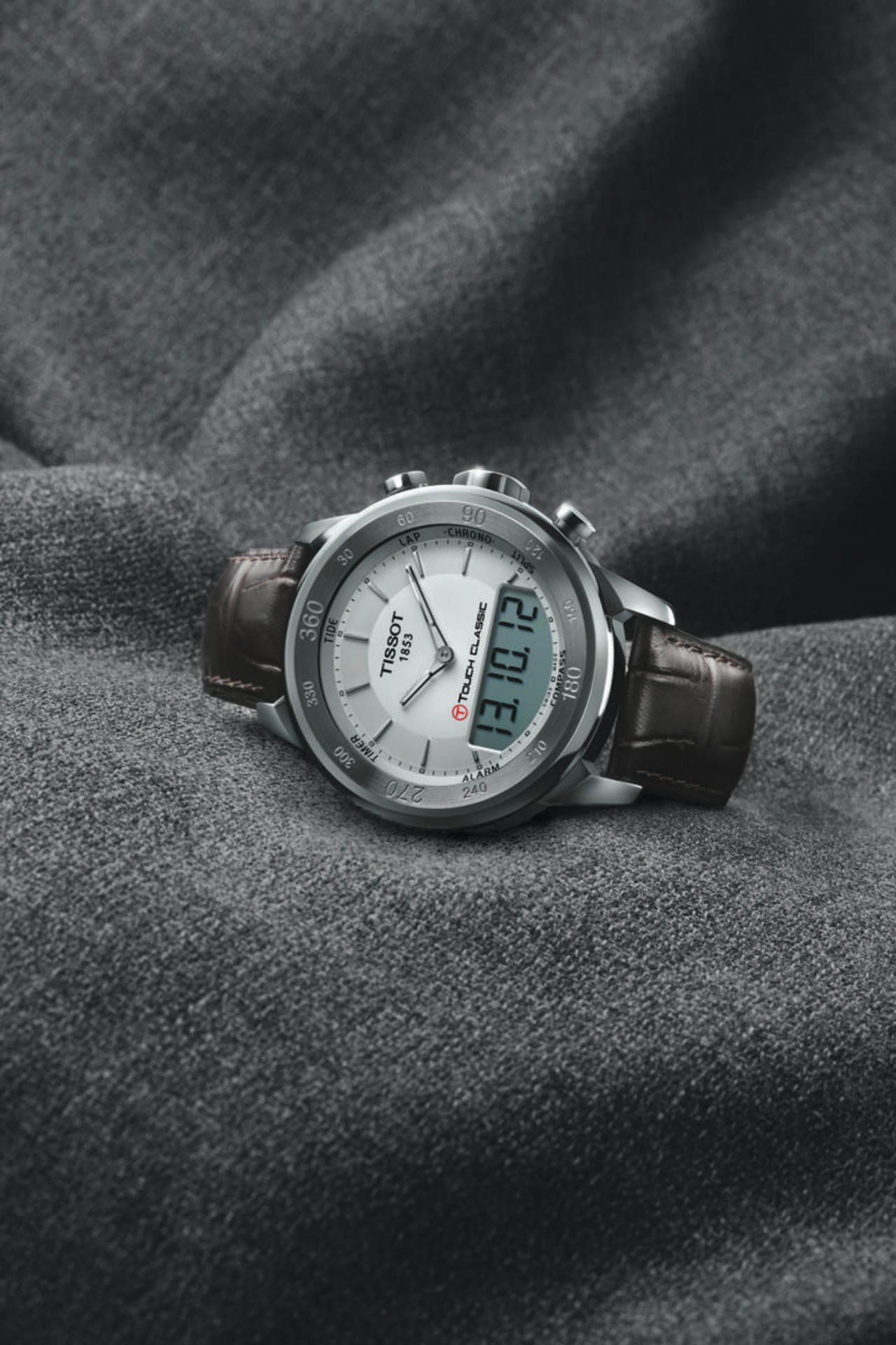 đồng hồ Tissot T-Classic trắng dây da