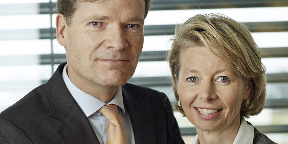 Đồng hồ dây da nam đẹp chính hãng Frederique Constant 1 Đồng hồ dây da nam đẹp chính hãng Frederique Constant