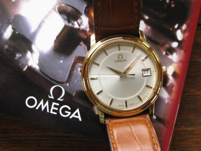 Bạn có biết pin đồng hồ Thụy Sỹ sử dụng là pin gì không?