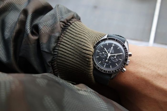 đồng hồ dây da Omega nam Speed Master