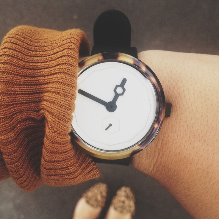 đồng hồ nữ dễ thương Aark Collective Classic Tortoise