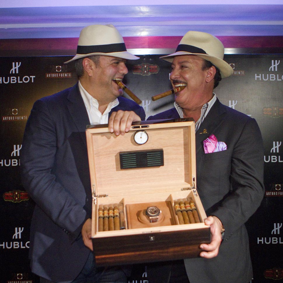 Ấn tượng với đồng hồ nam đẹp nhất “Hublot Frobidden X”