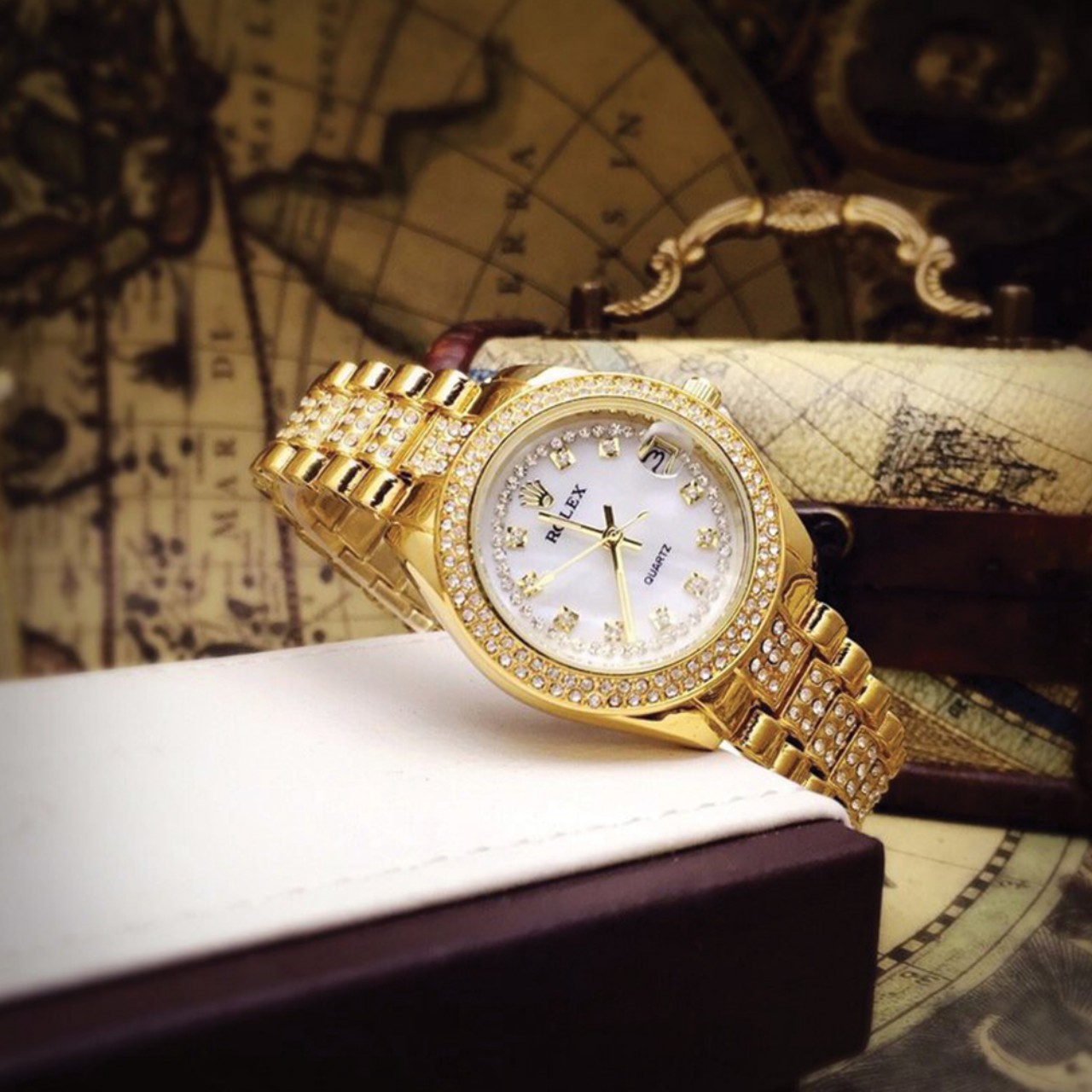 Một thiết kế đồng hồ Rolex nữ chính hãng quý phái