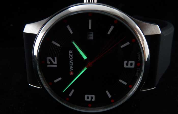 đồng hồ chính hãng Thụy Sỹ dưới 2 triệu