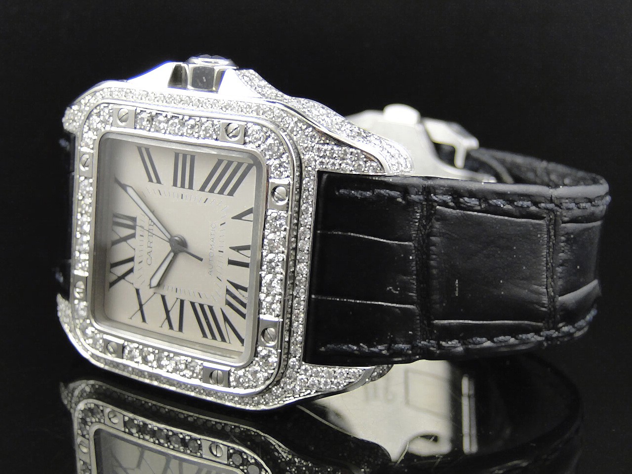 đồng hồ kim cương cartier dây da giá bao nhiêu