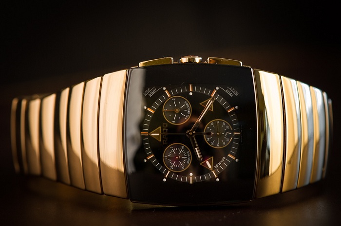 Rado - thương hiệu đồng hồ Thụy Sỹ mặt vuông tuyệt đẹp 3