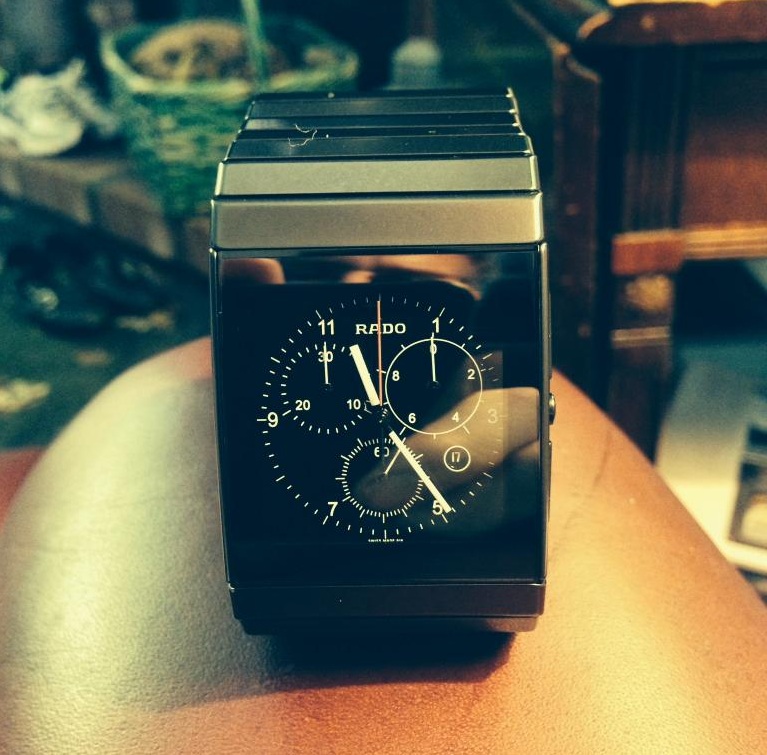 Rado - thương hiệu đồng hồ Thụy Sỹ mặt vuông tuyệt đẹp 4