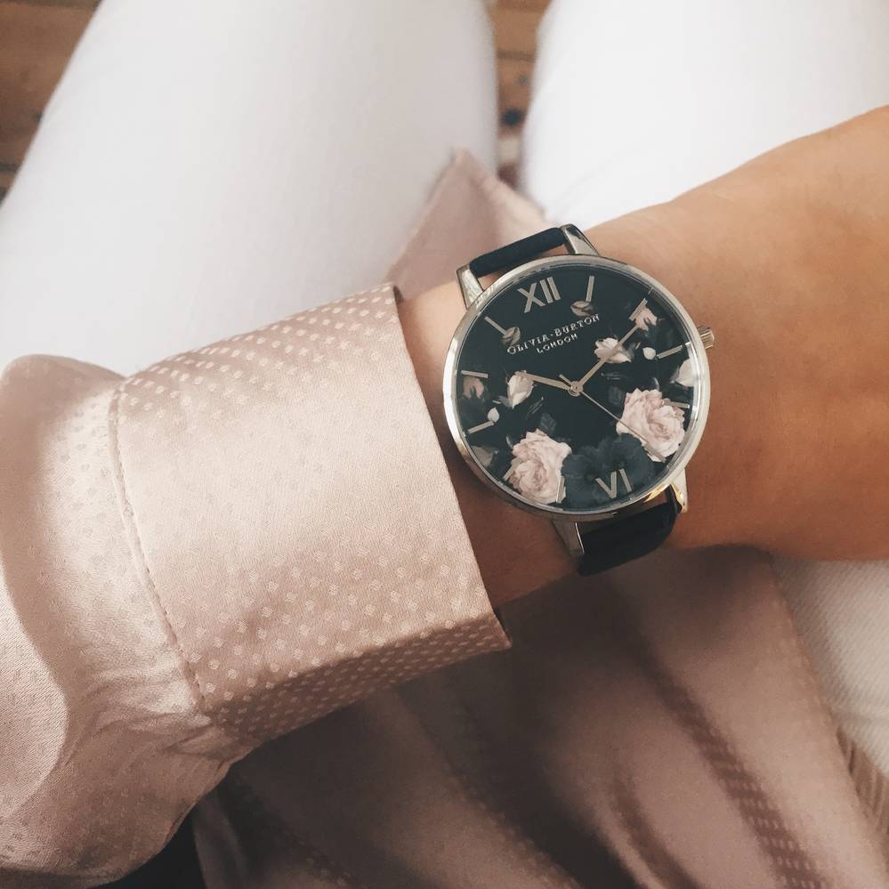 mẫu đồng hồ nữ dễ thương