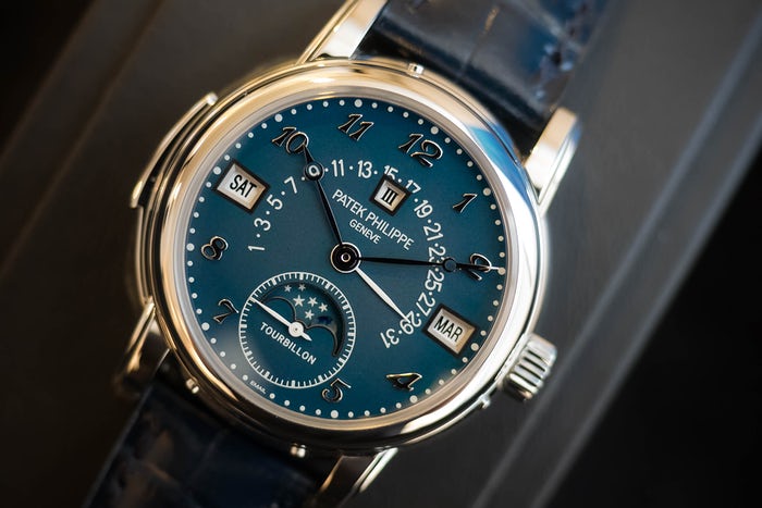 Đấu giá đồng hồ nam Patek Philippe chính hãng