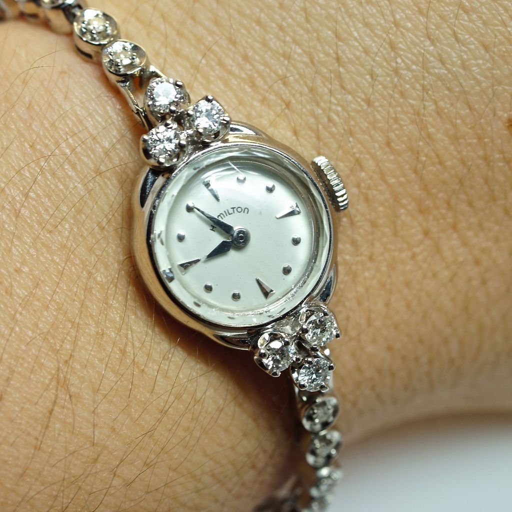 đồng hồ Hamilton nữ 