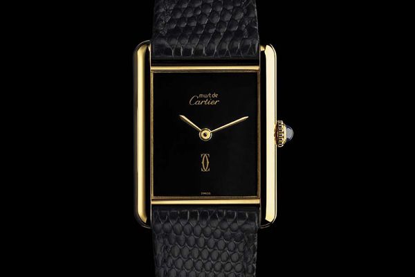 Đồng hồ hiệu Cartier-tank-must