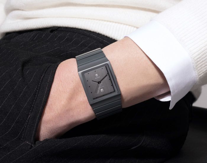 đồng hồ rado mặt vuông nam màu đen
