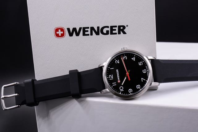 Đồng hồ Wenger 01.1621.101