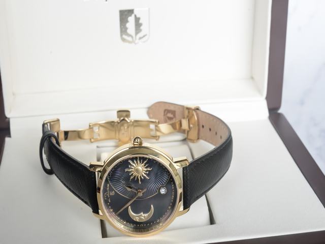 Đồng hồ L'Duchen D 781.21.31 