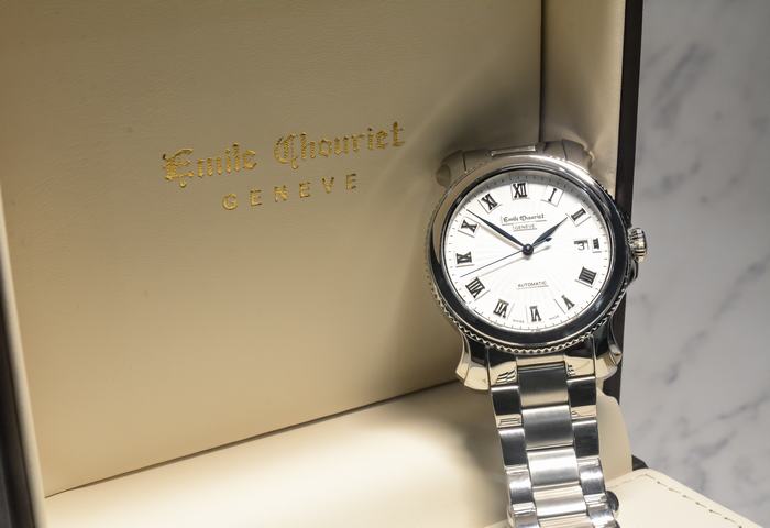 Emile Chouriet 08.1156G6.8W25.6