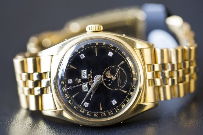 giá cả đồng hồ Rolex thật