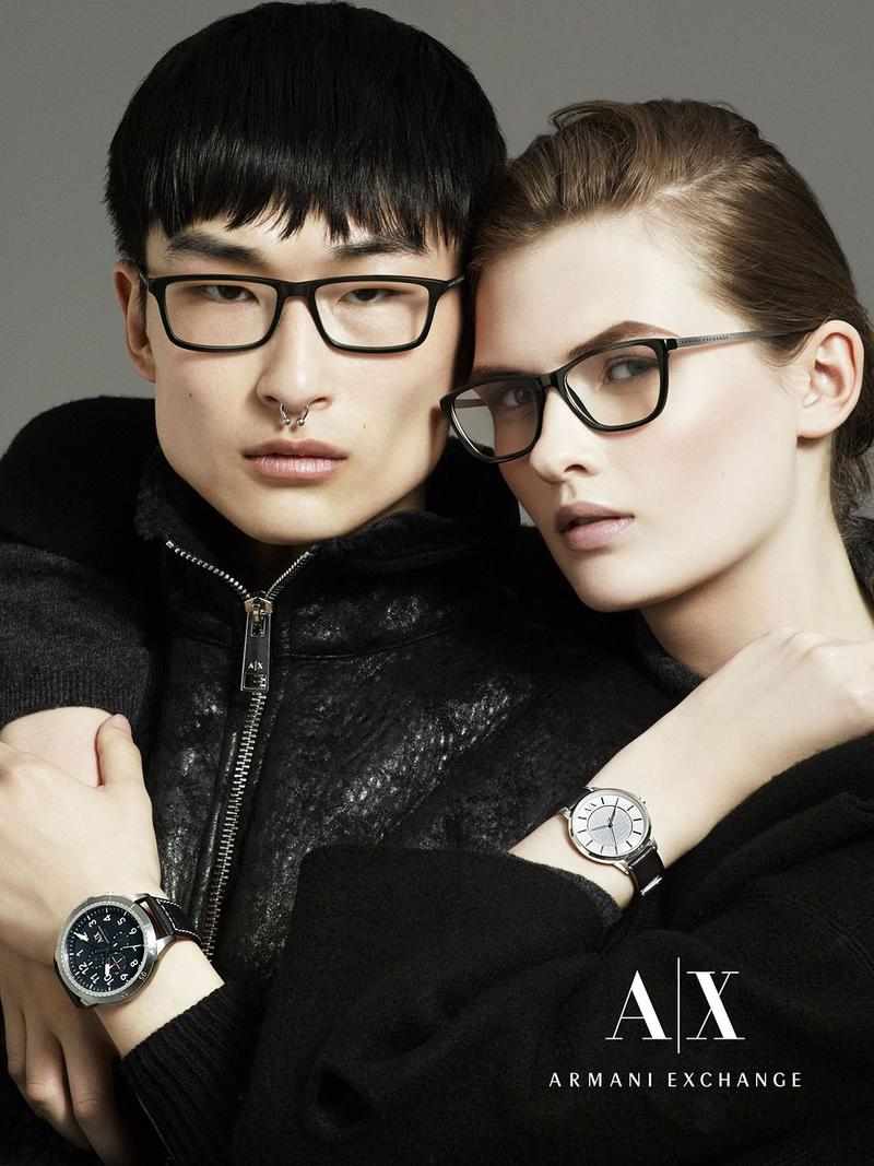 đồng hồ emporio armani cơ không có