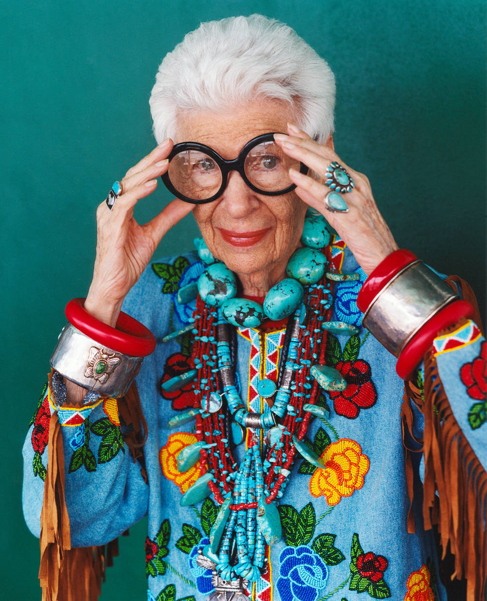 Biểu tượng thời trang tuổi 90- Iris Apfel đã dạy bạn những gì?