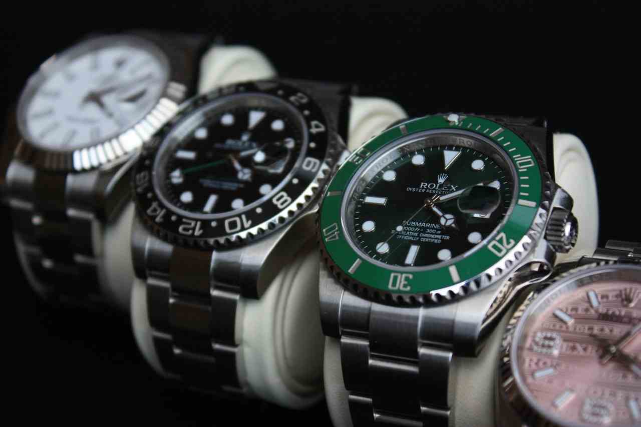 dong ho rolex gia