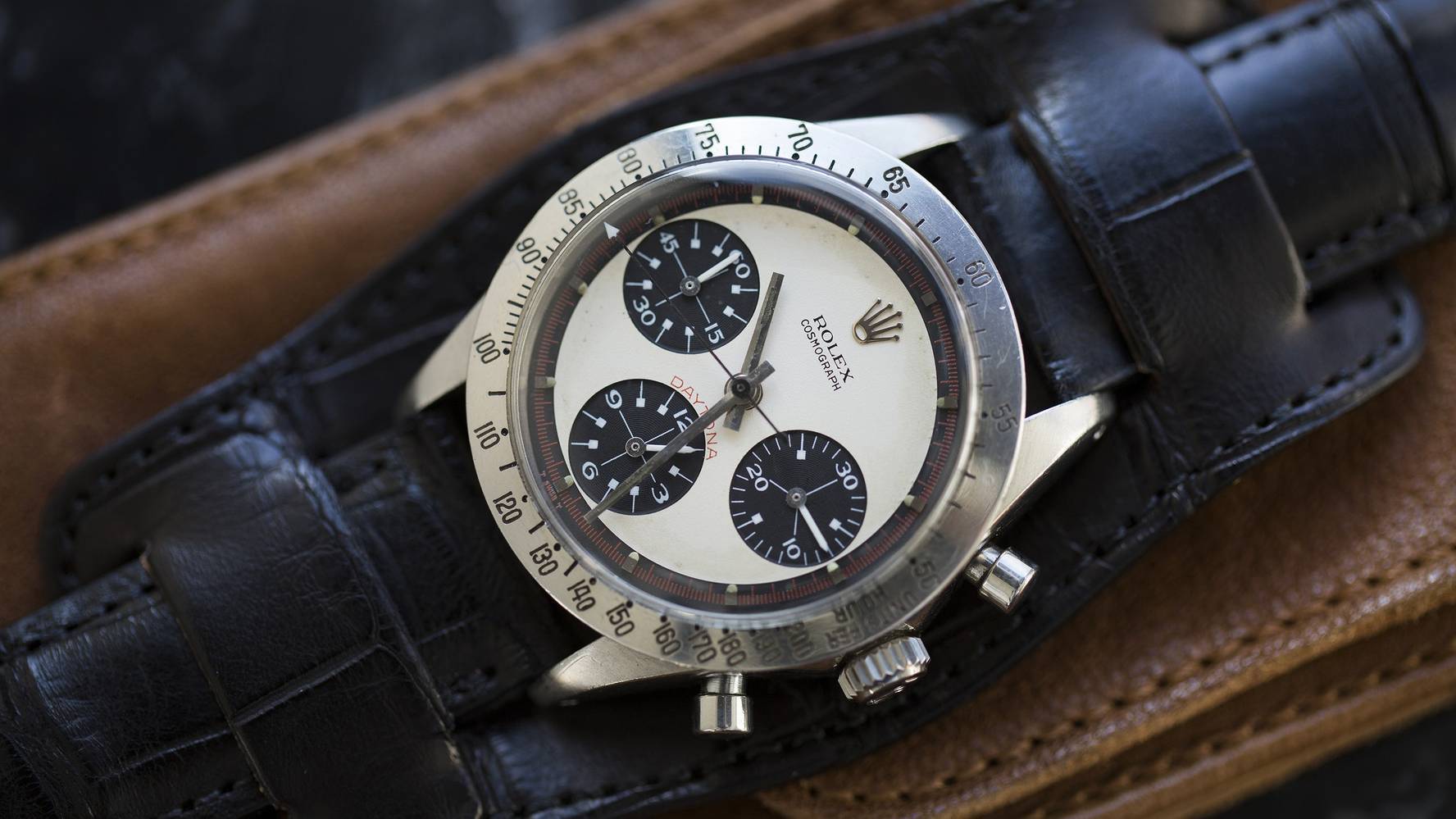 cận cảnh đồng hồ Rolex giá đắt đỏ