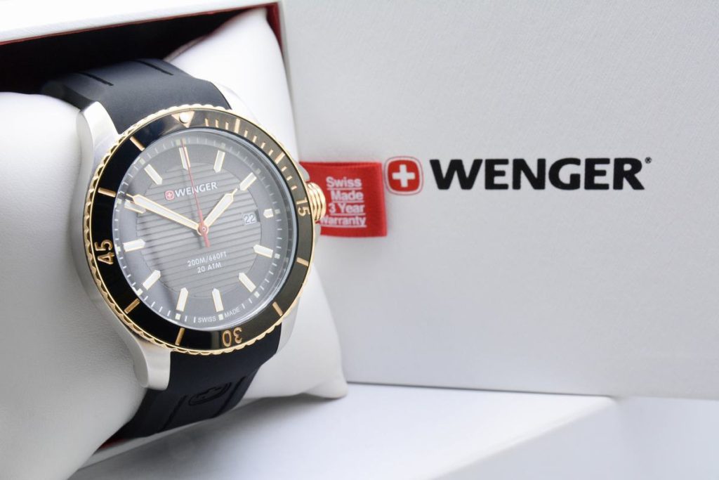 Đồng hồ Wenger 01.0641.126
