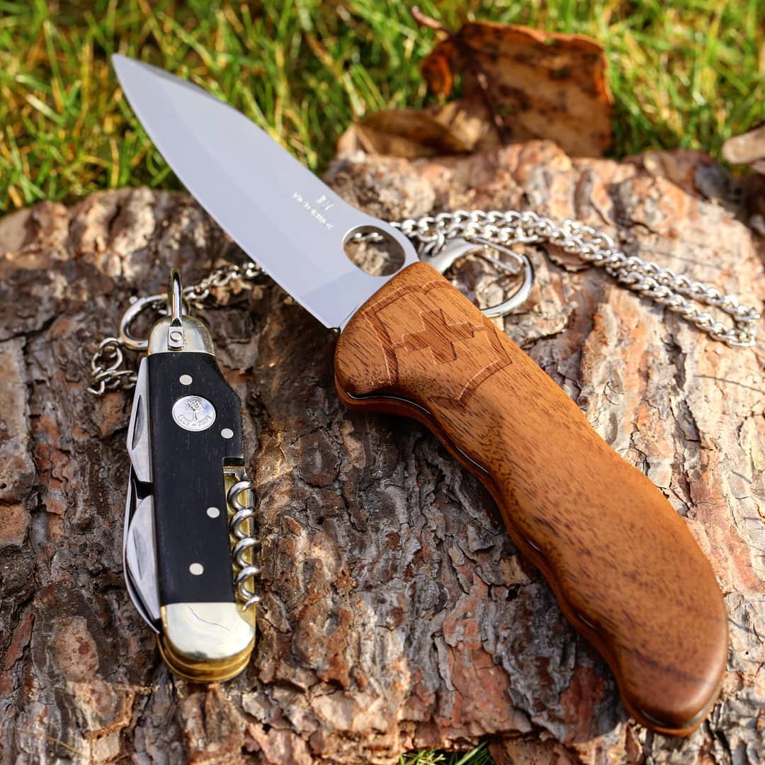 Dao đa năng Victorinox được nhiều người sử dụng