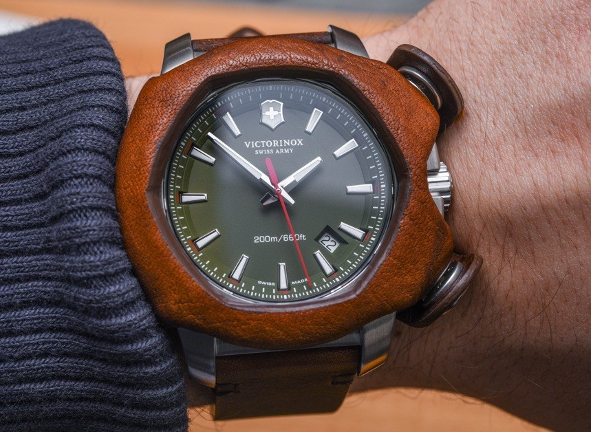 đồng hồ Victorinox